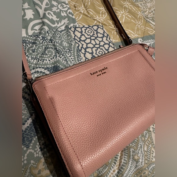 Kate Spade Purse - Picture 1 of 3